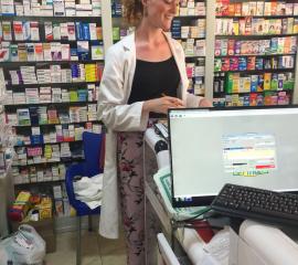 SEP student at work in a community pharmacy